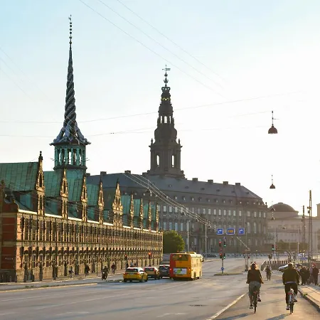 Regent 6- Cozy 1-bdr With Terrace In The Centre Of *