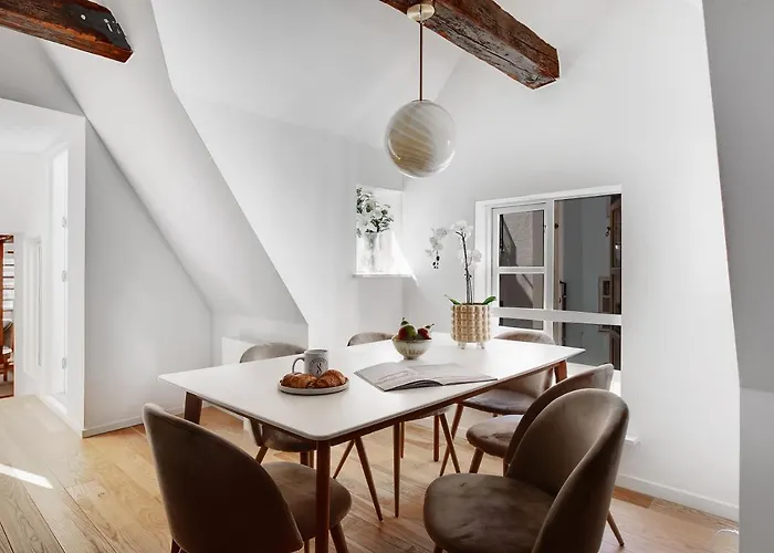 Regent 6- Cozy 1-bdr With Terrace In The Centre Of *